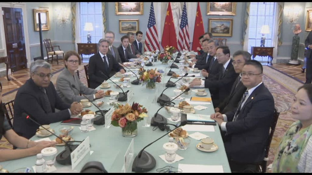 usa-cina,-blinken-incontra-il-ministro-degli-esteri-cinese